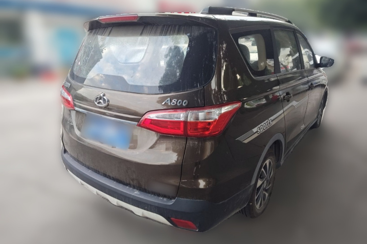 长安欧尚A800 2017款 1.6L 手动标准型车身外观7