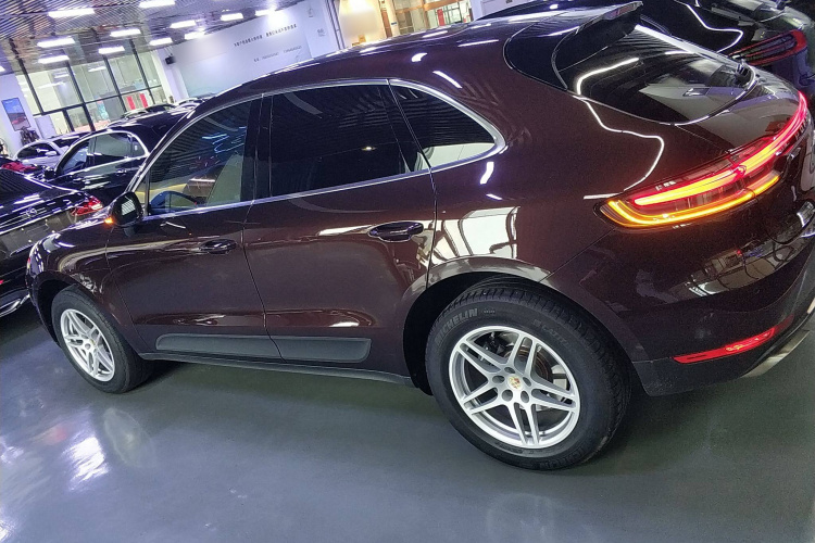 保时捷 2018款 Macan 2.0T车身外观6003