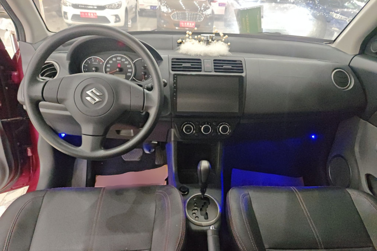 铃木 雨燕 2013款 1.5L 自动20周年限量版中控内饰12