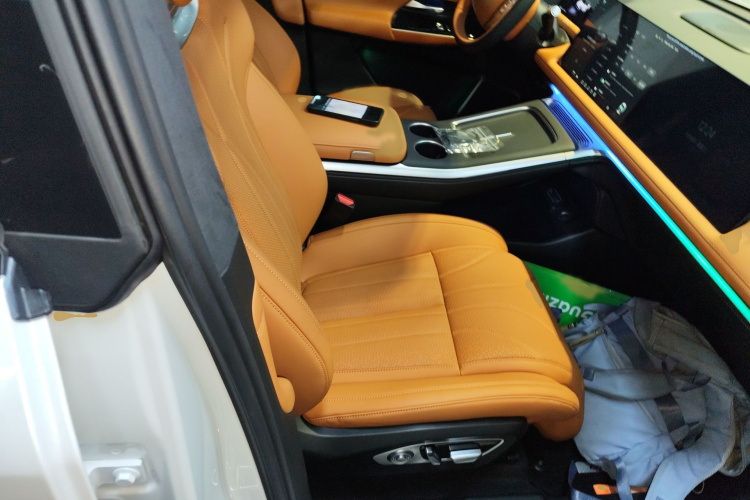 小鹏G9 2025款 625 长续航 Max局部细节41