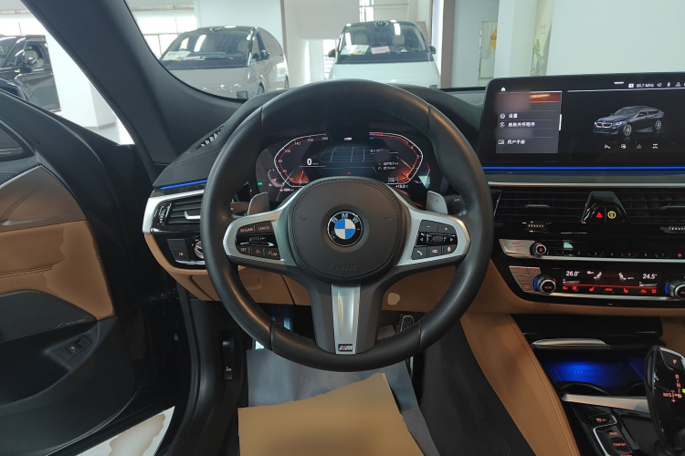 宝马6系GT 2022款 630i M运动套装中控内饰13