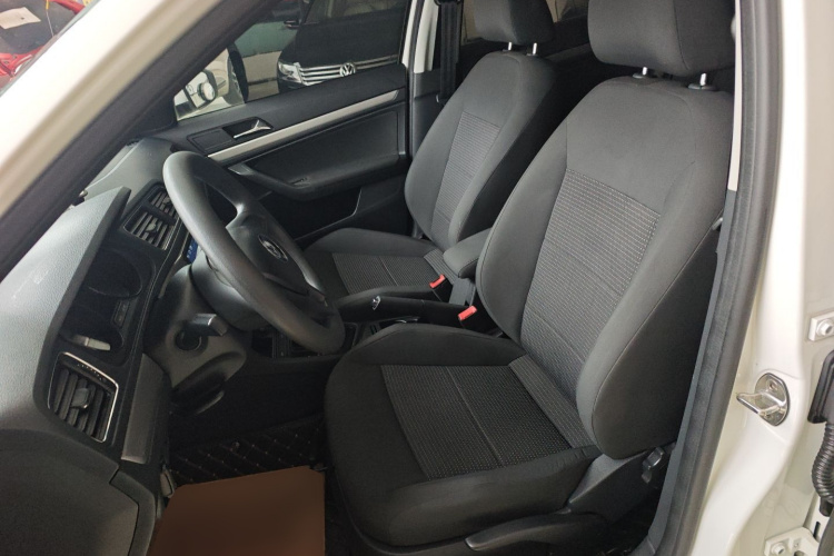 大众 朗逸 2017款 1.6L 自动风尚版中控内饰19