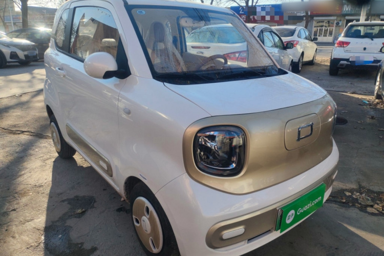 奔腾小马 2025款 222km 灵动马车身外观3