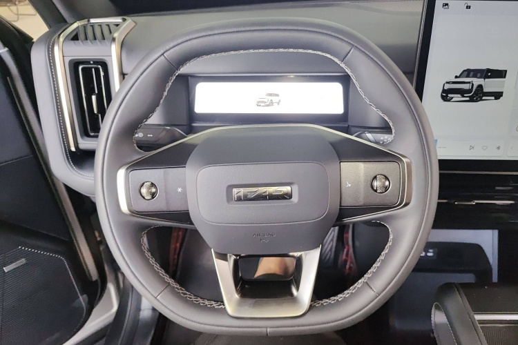 奇瑞iCAR 03T 2024款 520km 两驱长续航版中控内饰13