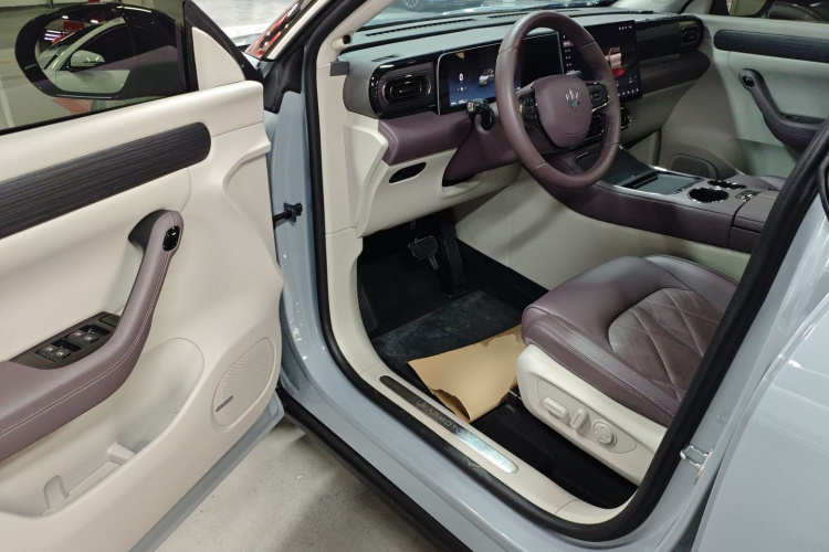 零跑汽车 零跑C11 2024款 纯电 580尊享版中控内饰7003