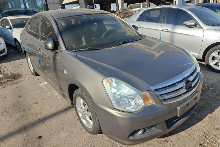 日产 轩逸 2012款 经典 1.6XE 自动舒适版车身外观3