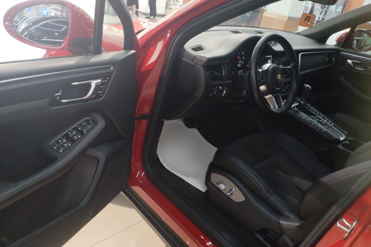 保时捷 2020款 Macan 2.0T中控内饰7003