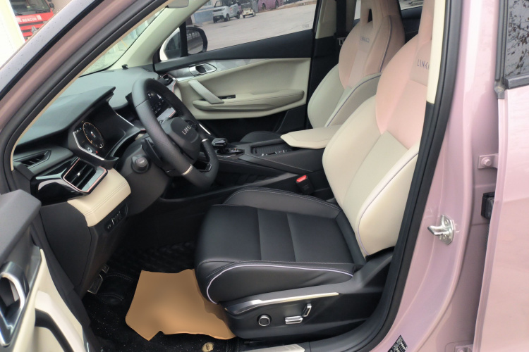 领克06 2021款 1.5T Shero粉色特别版中控内饰19