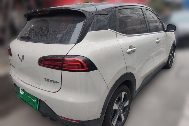 五菱汽车 五菱缤果PLUS 2024款 330km 五座版车身外观6005