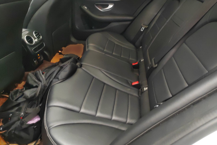 奔驰C级 2021款 C 260 L 运动星耀臻藏版中控内饰7004