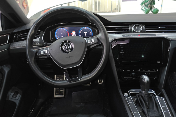 一汽-大众CC 2020款 330TSI 魅颜版 国VI中控内饰13