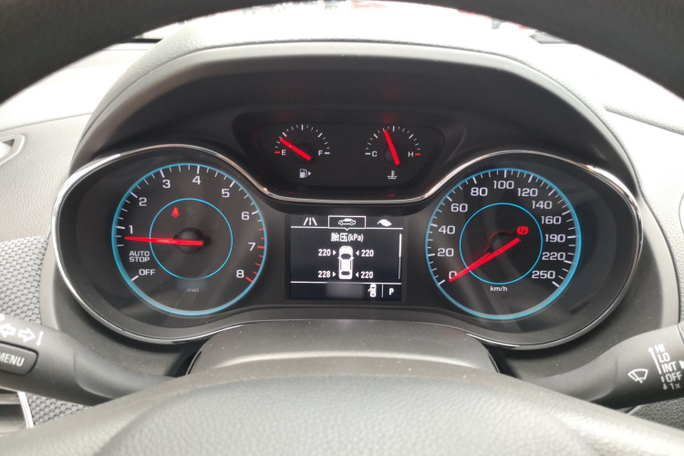 雪佛兰 科鲁兹 2017款 1.5L 自动先锋天窗版局部细节14