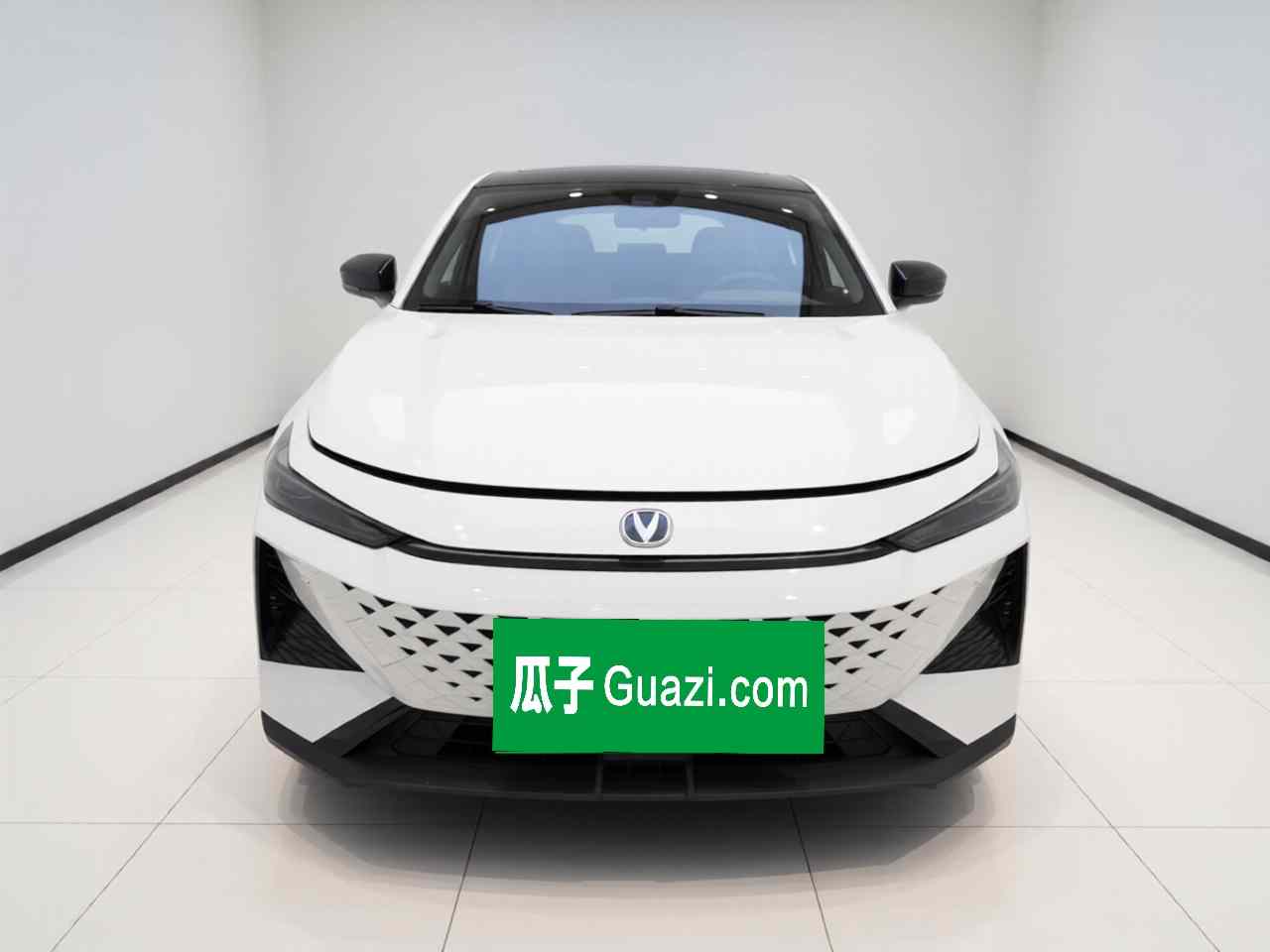 长安UNI-V 2024款 1.5T 尊贵型(1)