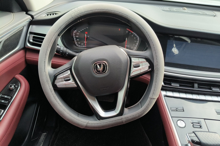 长安CS85 COUPE 2019款 1.5T DCT型版 国VI中控内饰13