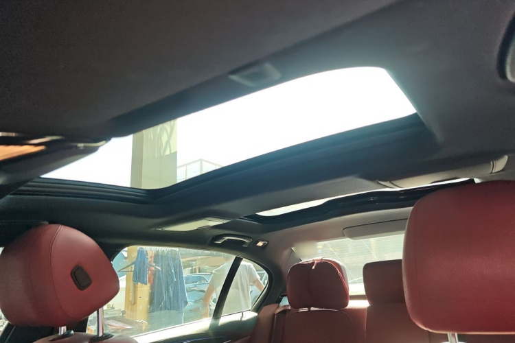 宝马5系 2020款 530Li 领先型 M运动套装局部细节22