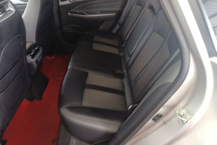 埃安 AION S Plus 2023款 70 乐享版 磷酸铁锂中控内饰21