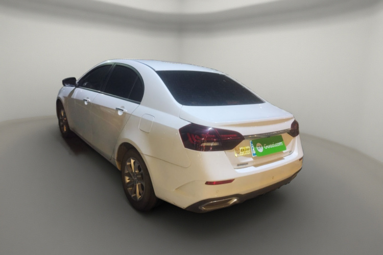 吉利汽车 帝豪 2021款 UP 1.5L CVT豪华型车身外观5