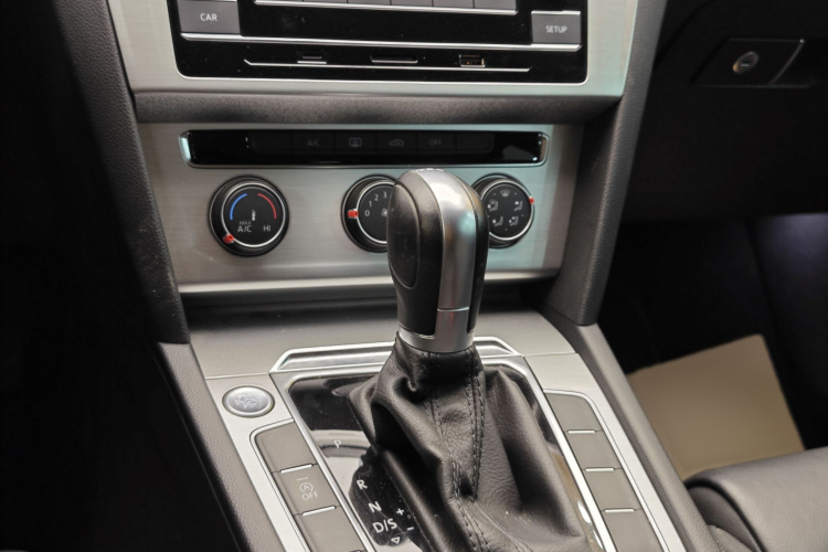 大众 迈腾 2019款 280TSI DSG 舒适型 国VI局部细节18