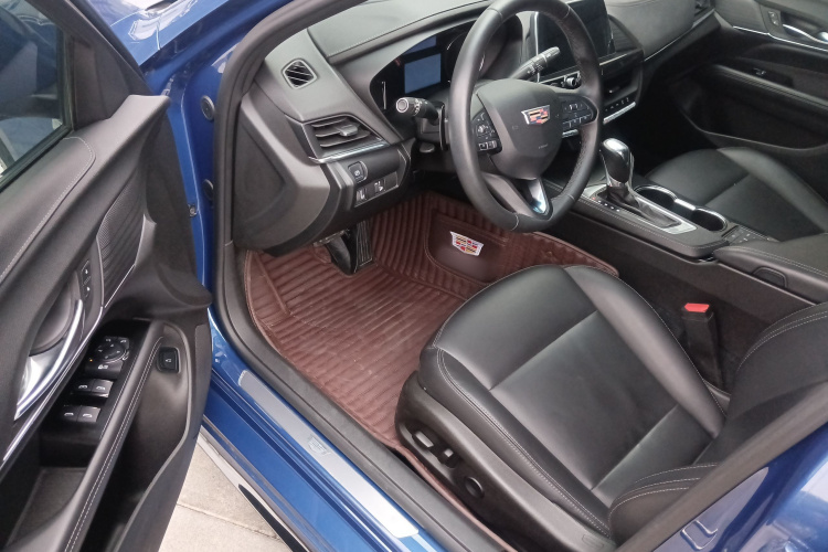 凯迪拉克CT4 2020款 28T 时尚型中控内饰7003