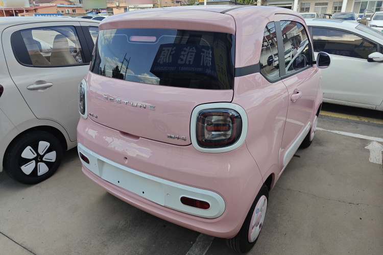 奔腾小马 2025款 222km 灵动马车身外观7