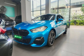 宝马2系(进口) 2023款 改款 225i 四门轿跑车 M运动曜夜套装