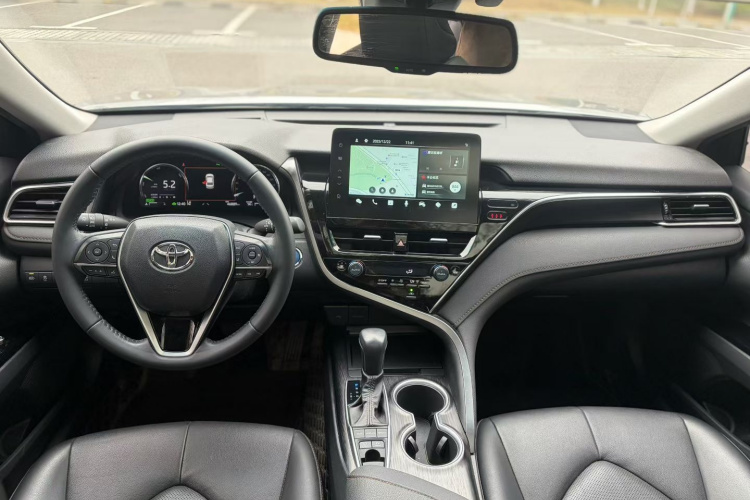 丰田 凯美瑞 2023款 双擎 2.5HG 豪华版中控内饰7003