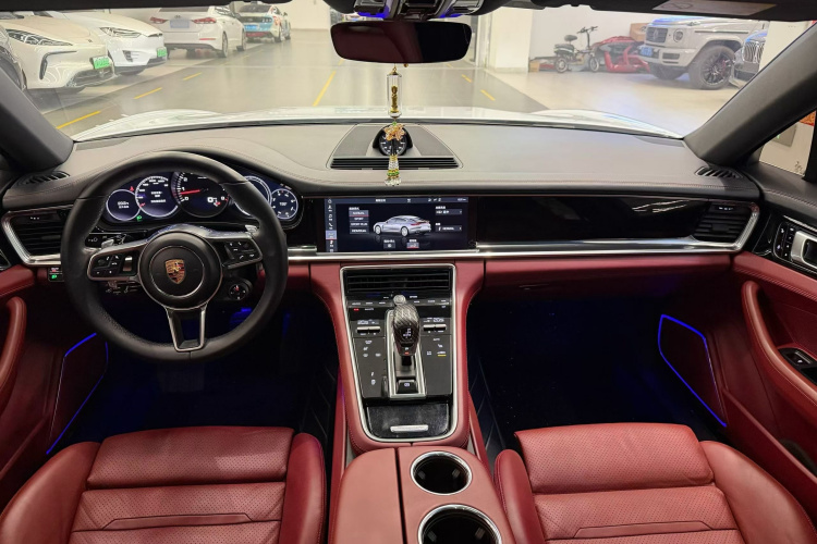 保时捷 2017款 Panamera 行政加长版 3.0T中控内饰7001