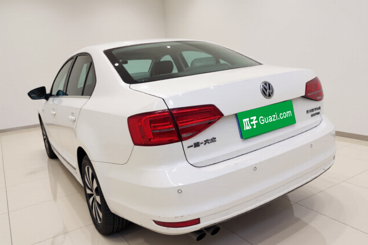 大众 速腾 2017款 230TSI 手动舒适型车身外观5