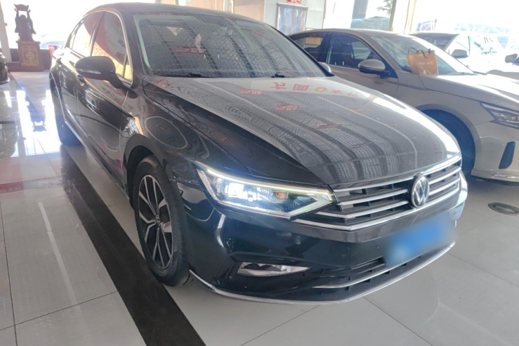 大众 迈腾 2020款 330TSI DSG 领先型车身外观3