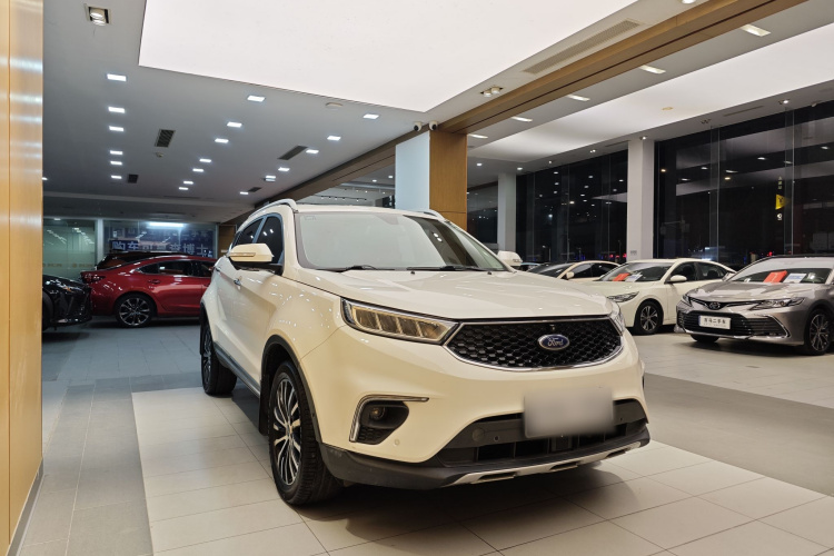 福特 领界 2019款 EcoBoost 145 CVT尊领型PLUS 国VI车身外观6006