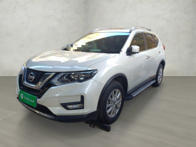 日产 奇骏 2022款 改款 2.0L 两驱智联舒享版