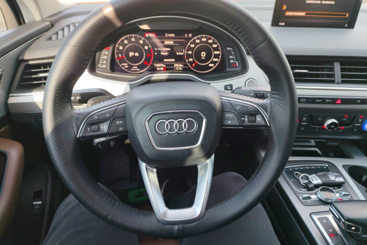 奥迪Q7 2018款 45 TFSI 技术型局部细节13