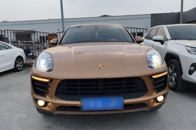 保时捷 2014款 Macan 2.0T车身外观2