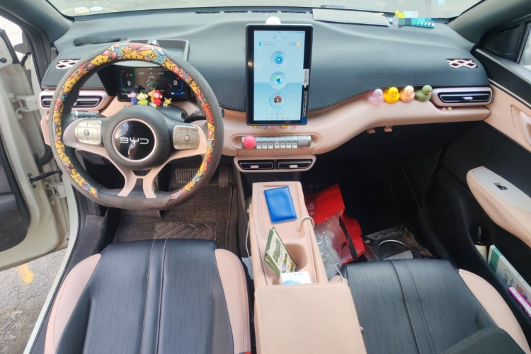 比亚迪 海鸥 2025款 305km 活力版中控内饰7002