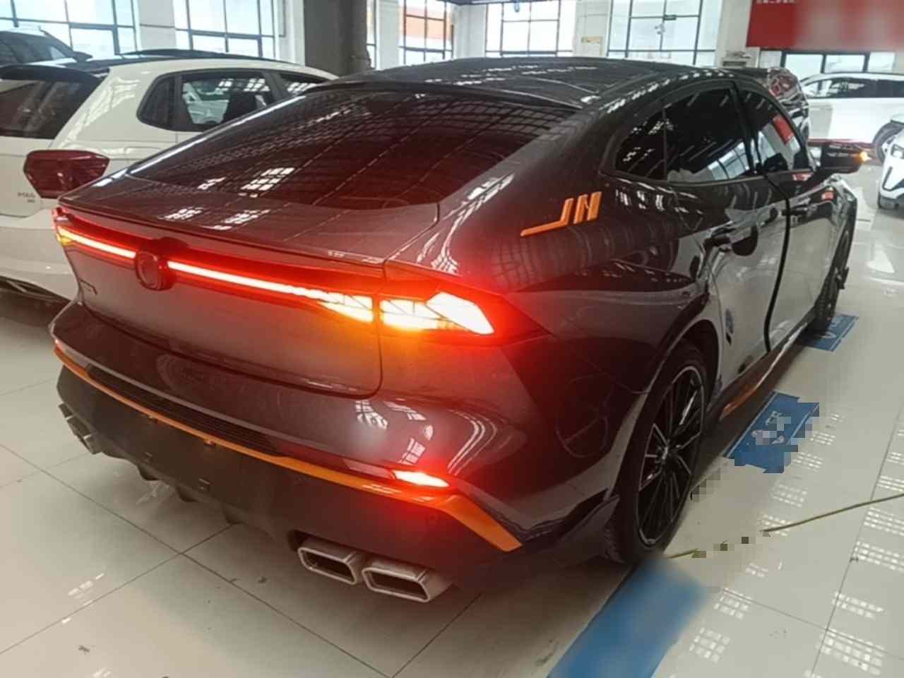 长安UNI-V 2024款 1.5T 尊贵运动型(5)