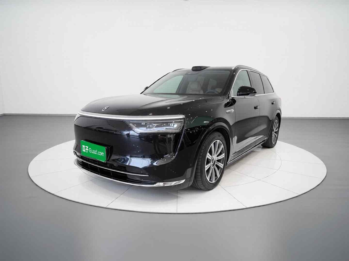鸿蒙智行 问界M8 2025款 增程 Ultra版 53.4kWh 6座版 (192线激光雷达）(2)