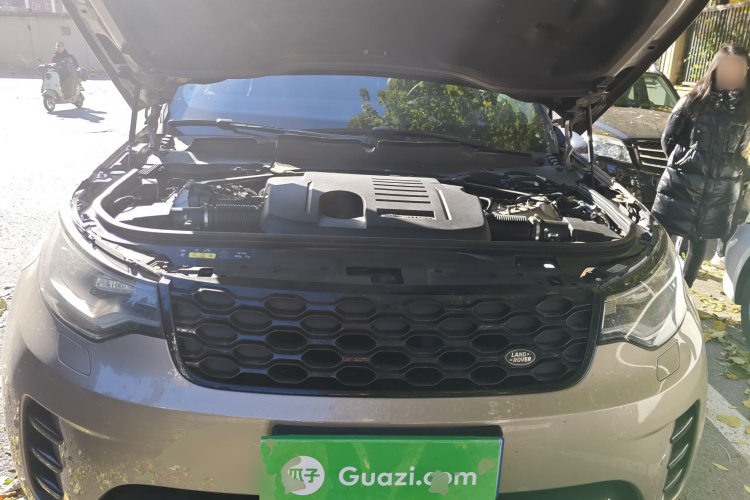 路虎 发现 2021款 360PS R-Dynamic S局部细节24