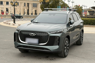 奇瑞 瑞虎8 PLUS 2025款 290TGDI DCT尊贵型 5座