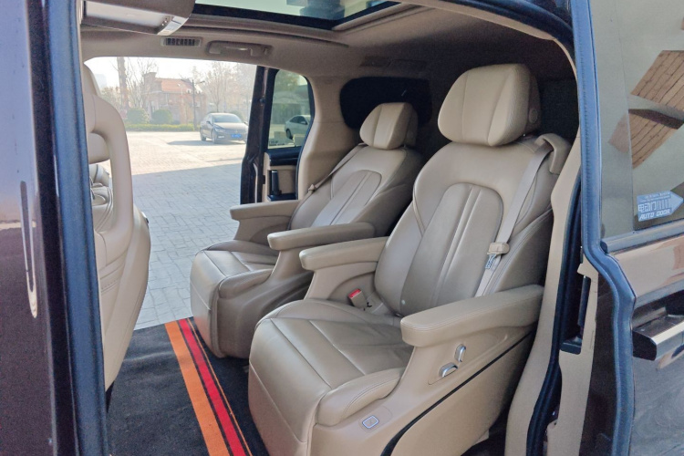 别克GL8 2020款 ES陆尊 653T 豪华型中控内饰7004