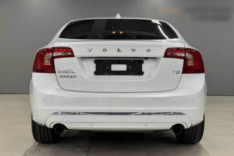 沃尔沃S60 2019款 S60L 改款 T5 智进进阶版车身外观6011
