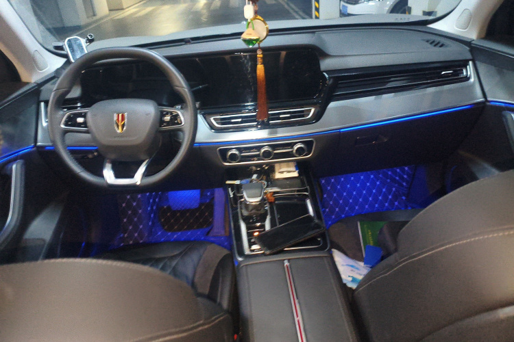 红旗HS5 2023款 2.0T 旗享Pro版中控内饰12