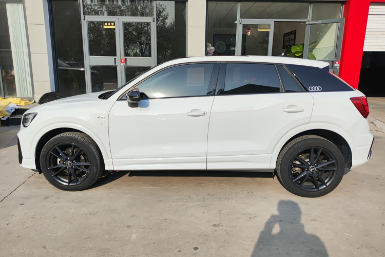 奥迪Q2L 2022款 35 TFSI 进取动感型车身外观6003