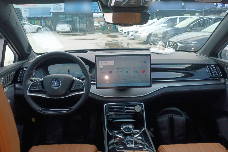 比亚迪 唐新能源 2022款 EV 730KM 尊享型中控内饰7002