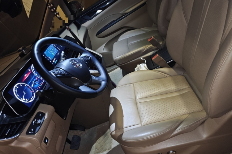 别克GL8 2021款 ES陆尊 653T 尊享型局部细节19