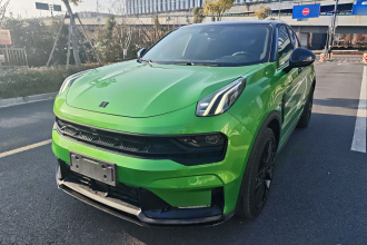 领克05 2022款 05+ 2.0TD 自动探索版