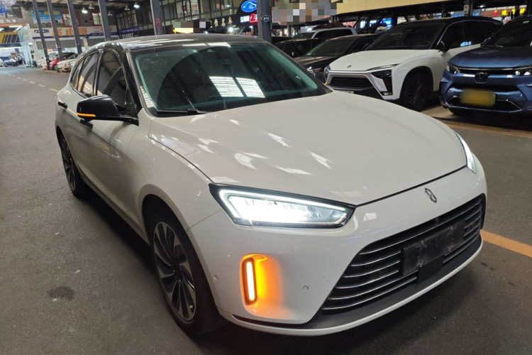 鸿蒙智行 问界M5 2022款 增程四驱至臻版车身外观6002