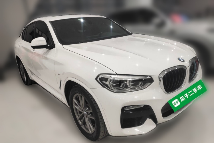 宝马X4 2019款 xDrive25i M运动套装车身外观3