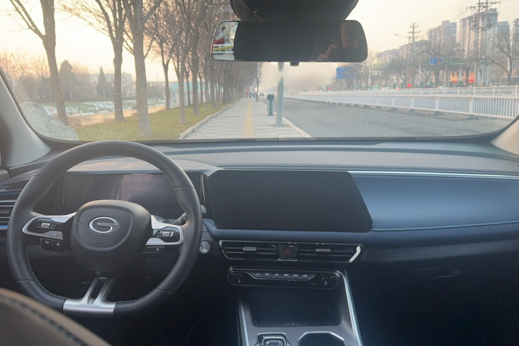 广汽传祺 传祺GS3 2023款 影速 270T 劲智版中控内饰7001