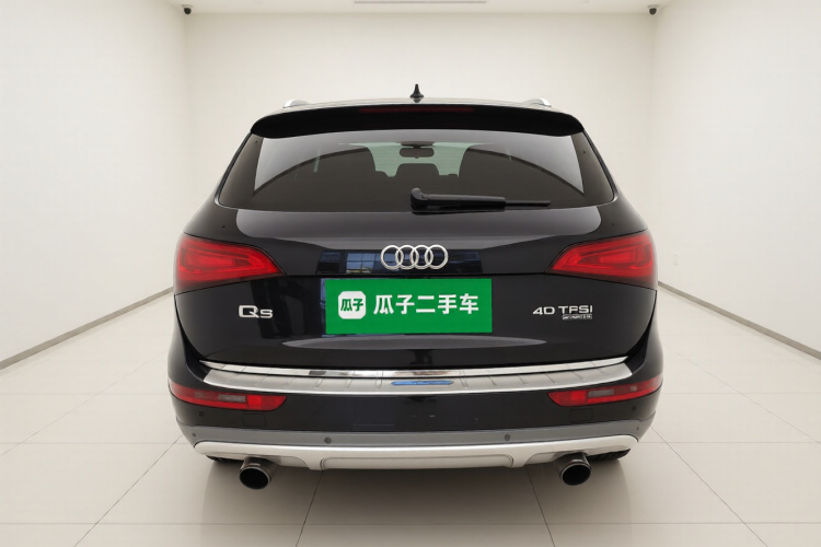 奥迪Q5 2018款 典藏版 40 TFSI 技术型车身外观6