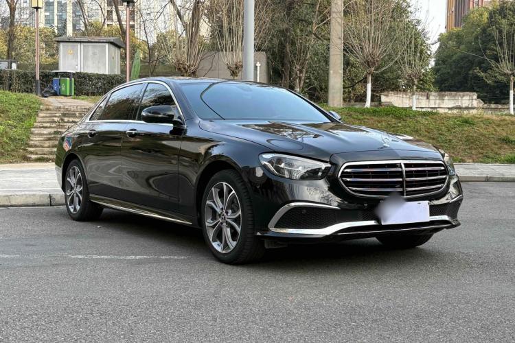 奔驰E级 2022款 改款三 E 300 L 运动豪华型车身外观6002